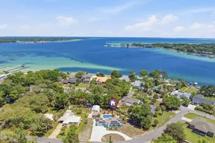 203 NE Bradley Dr, Fort Walton Beach, FL 32547 - Photo 44