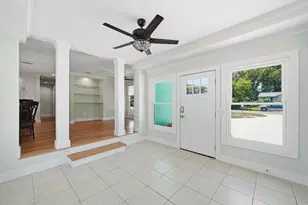 203 NE Bradley Dr, Fort Walton Beach, FL 32547 - Photo 4