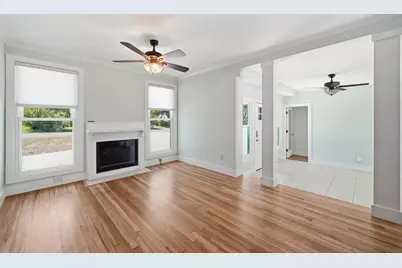 203 NE Bradley Drive, Fort Walton Beach, FL 32547 - Photo 6