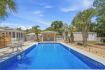 203 NE Bradley Drive, Fort Walton Beach, FL 32547 - Photo 40