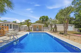 203 NE Bradley Dr, Fort Walton Beach, FL 32547 - Photo 40
