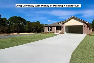 445 Scooter Cv, Crestview, FL 32539 - Photo 1