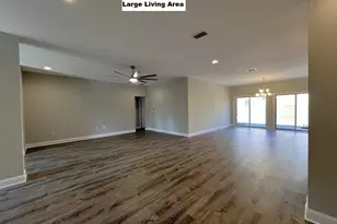 445 Scooter Cv, Crestview, FL 32539 - Photo 6