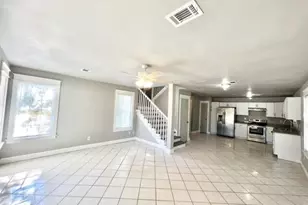 140 Hickory Loop Dr, Freeport, FL 32439 - Photo 4