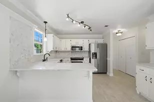 984 Southern Oaks Ct, Fort Walton Beach, FL 32547 - Photo 16
