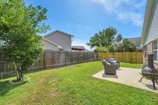 389 Pristine Water Ln, Mary Esther, FL 32569 - Photo 22