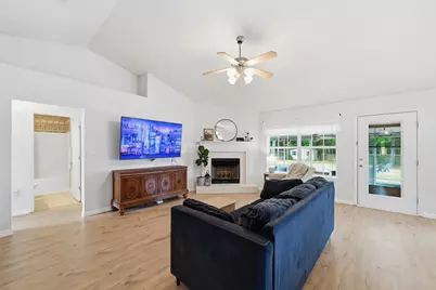 2370 Barberee Drive, Crestview, FL 32536 - Photo 6