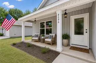 8086 3rd St, Laurel Hill, FL 32567 - Photo 4