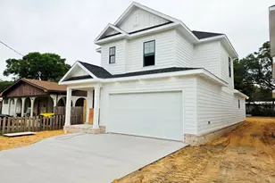 308 B Okaloosa Ave, Valparaiso, FL 32580 - Photo 2