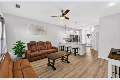 352 Arrowwood Boulevard, Freeport, FL 32439 - Photo 2