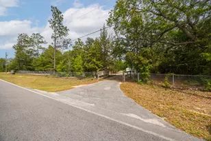 955 Bob McCaskill Dr, Defuniak Springs, FL 32433 - Photo 40