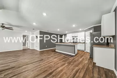 413 Scarborough Street, Crestview, FL 32539 - Photo 6