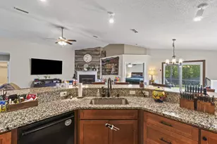 1968 Reserve Blvd, Gulf Breeze, FL 32563 - Photo 26