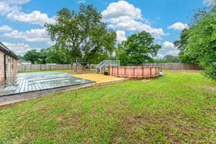 1681 Lady Ln, Baker, FL 32531 - Photo 40