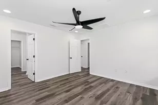 8084 3rd St, Laurel Hill, FL 32567 - Photo 18