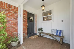 233 NW Pleasant St, Fort Walton Beach, FL 32548 - Photo 8