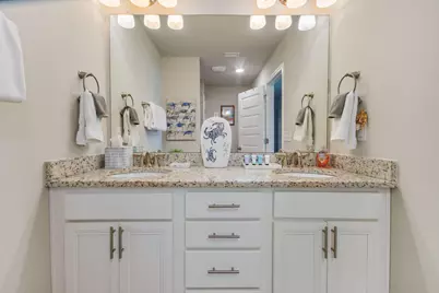 255 S E Street, Pensacola, FL 32502 - Photo 22
