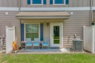 255 S E St, Pensacola, FL 32502 - Photo 6