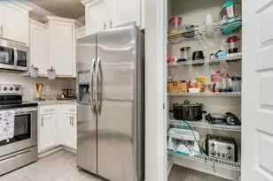 255 S E St, Pensacola, FL 32502 - Photo 18