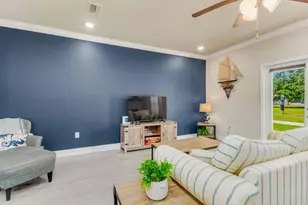255 S E St, Pensacola, FL 32502 - Photo 46