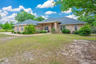 1948 Hidden Springs Dr, Baker, FL 32531 - Photo 2