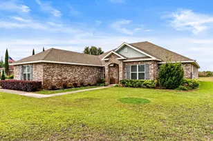 173 Tournament Ln, Freeport, FL 32439 - Photo 2