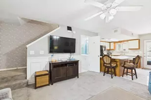 132 W Leslie Ln, Panama City Beach, FL 32407 - Photo 6