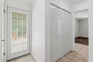 207 W Pinoak Ct, Crestview, FL 32539 - Photo 12