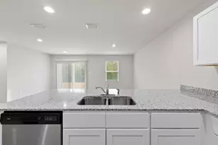630 Whispering Creek Ave, Freeport, FL 32439 - Photo 16