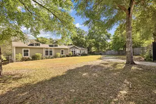 748 Phillips Dr, Freeport, FL 32439 - Photo 1