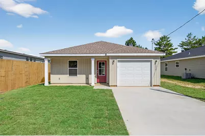 5327 B Kervin Road, Crestview, FL 32539 - Photo 1