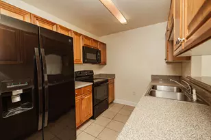 748 Majestic Dr, Crestview, FL 32536 - Photo 8