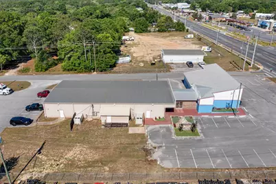 699 W James Lee Boulevard, Crestview, FL 32536 - Photo 18