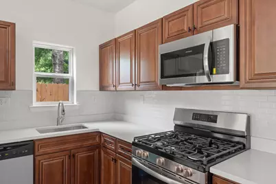 751 Amos Street #B, Crestview, FL 32539 - Photo 8