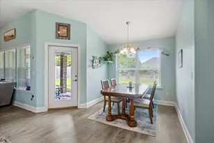 8262 Verano St, Navarre, FL 32566 - Photo 10
