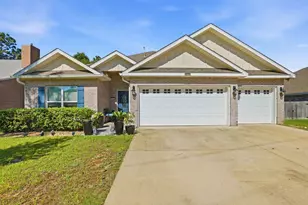 1102 Shoal River Dr, Crestview, FL 32539 - Photo 1