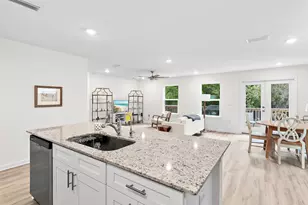 228 Sweet Blossom Bend, Freeport, FL 32439 - Photo 12