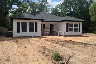 150 N Booker St, Crestview, FL 32536 - Photo 1