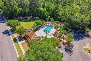 2672 Paddock Cir, Crestview, FL 32536 - Photo 50