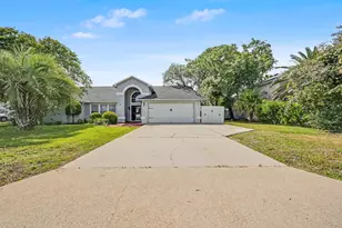 1297 Ceylon Dr, Gulf Breeze, FL 32563 - Photo 4