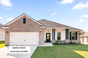 5910 Luckenbach Ln, Crestview, FL 32539 - Photo 1