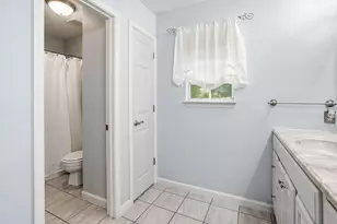 510 Hillview Cir, Crestview, FL 32536 - Photo 14