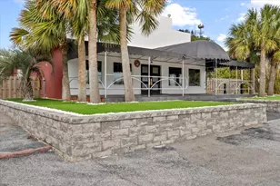 2810 W Hwy 98, Mary Esther, FL 32569 - Photo 1