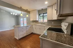 1038 37th St, Niceville, FL 32578 - Photo 10
