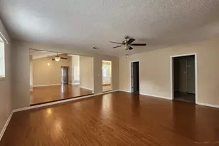 1038 37th St, Niceville, FL 32578 - Photo 6