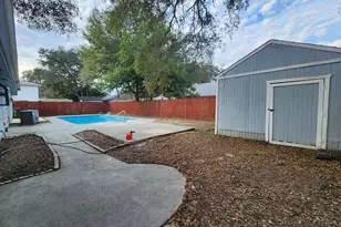 1038 37th St, Niceville, FL 32578 - Photo 24