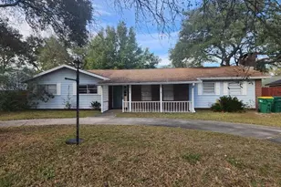 1038 37th St, Niceville, FL 32578 - Photo 2