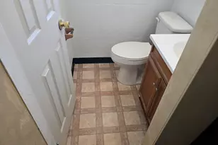 551 E Miracle Strip Pkwy, Mary Esther, FL 32569 - Photo 16