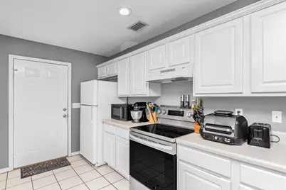 16 Cactus Road, Mary Esther, FL 32569 - Photo 10