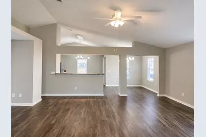 124 Sandstone Trail, Crestview, FL 32539 - Photo 2